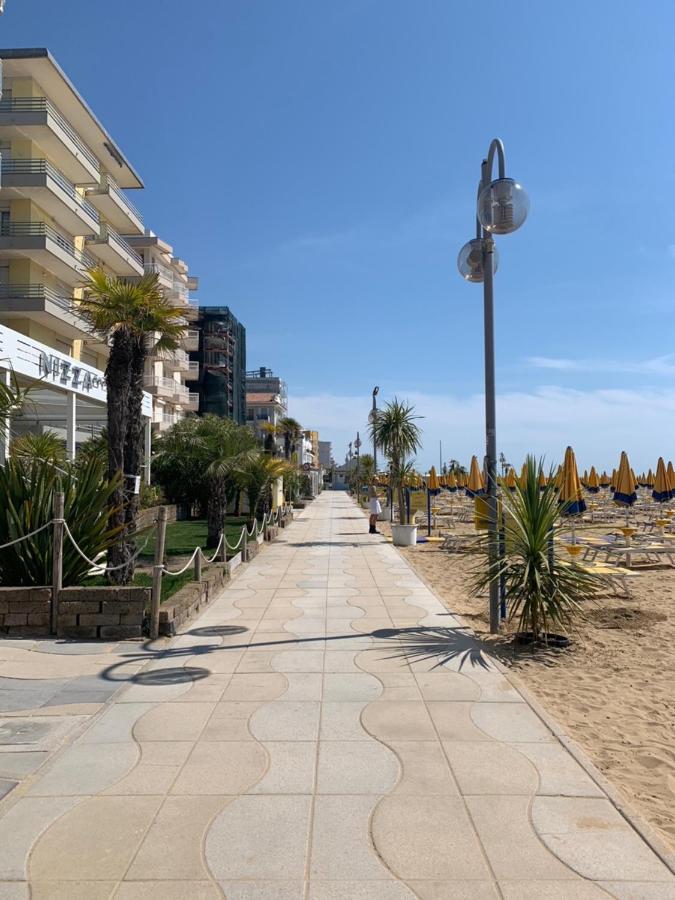 Jesolo Design Apartments - New 2025 - Central Near The Beach المظهر الخارجي الصورة